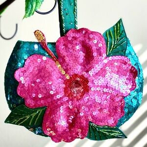 COPY - Beautiful Sequined Floral Beaded Rose Small Purse